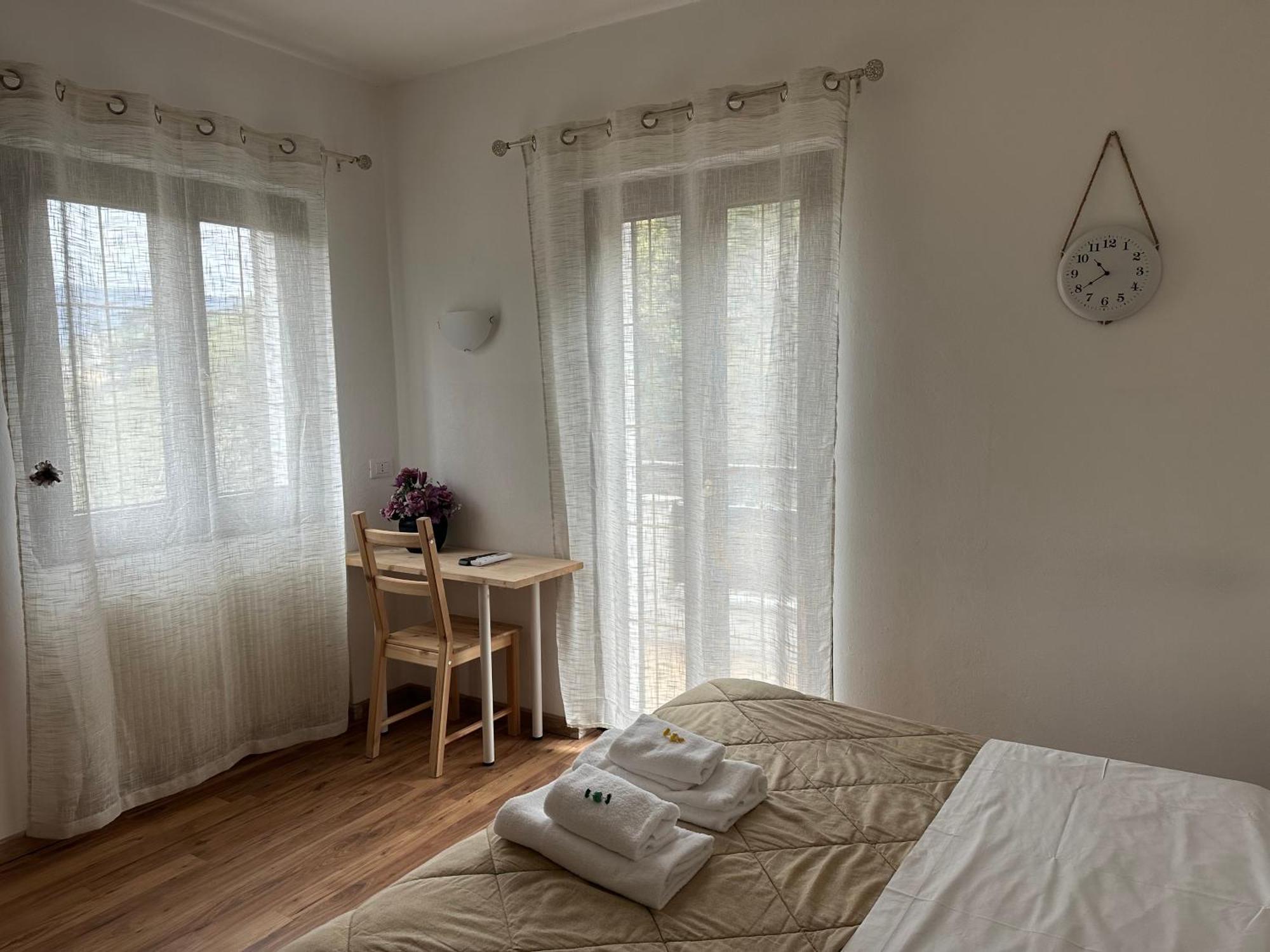 Hotel Al Verde Манделло-дель-Ларіо Екстер'єр фото